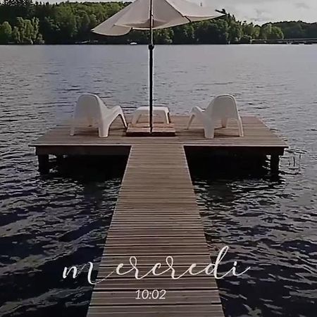 Ma Cabane Au Bord Du Lac 讷维克 外观 照片