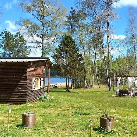 Ma Cabane Au Bord Du Lac 讷维克 外观 照片